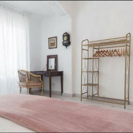 Appartamento Reina Valenza Esterno foto